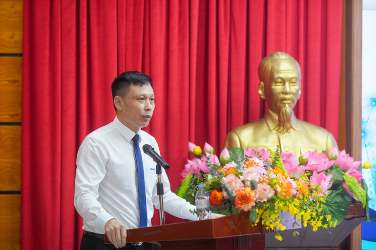 PGS, TS Nguyễn Thành Lợi - Tổng Biên tập Báo Kinh tế và Đô thị phát biểu khai mạc hội thảo. (Ảnh: KHÁNH HUY)