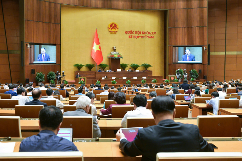 Quang cảnh phiên họp sáng 8/11. (Ảnh: THỦY NGUYÊN) Quang cảnh phiên họp sáng 8/11. (Ảnh: THỦY NGUYÊN)