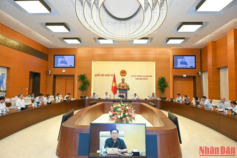 Ủy ban Thường vụ Quốc hội cho ý kiến về báo cáo công tác năm 2022 và kế hoạch kiểm toán năm 2023 của Kiểm toán Nhà nước chiều 12/9.