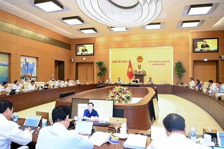 Quang cảnh phiên họp. (Ảnh: DUY LINH) Quang cảnh phiên họp. (Ảnh: DUY LINH)