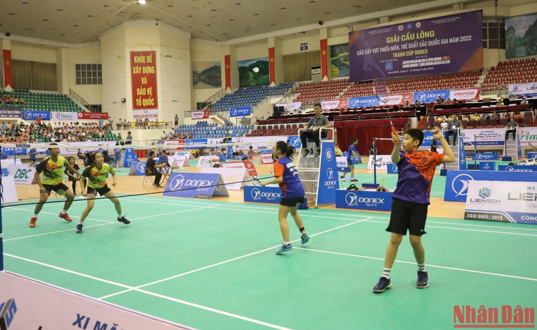 Thi đấu nội dung đôi nam, nữ phối hợp giữa đội Hải Phòng và Thừa Thiên Huế. Thi đấu nội dung đôi nam, nữ phối hợp giữa đội Hải Phòng và Thừa Thiên Huế.