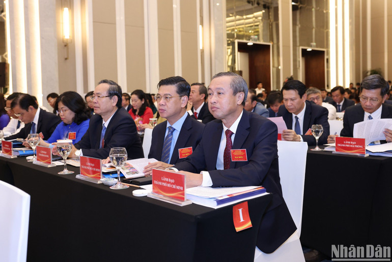 Các đại biểu dự hội nghị. (Ảnh: DUY LINH)