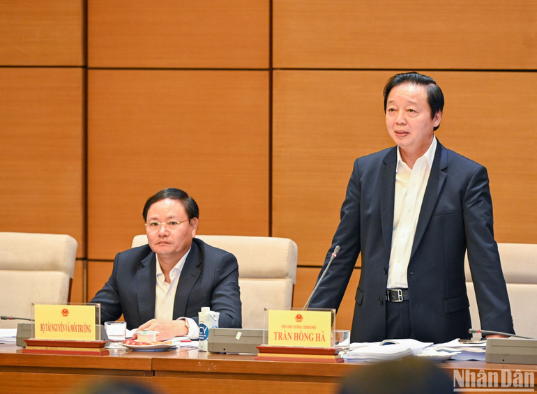 Phó Thủ tướng Trần Hồng Hà phát biểu tại buổi làm việc. (Ảnh: DUY LINH)