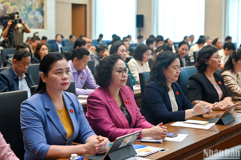 Các đại biểu dự hội nghị sáng 25/3. (Ảnh: DUY LINH) Các đại biểu dự hội nghị sáng 25/3. (Ảnh: DUY LINH)