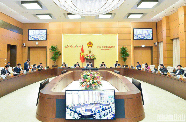 Quang cảnh phiên họp chiều 10/4. (Ảnh: DUY LINH)