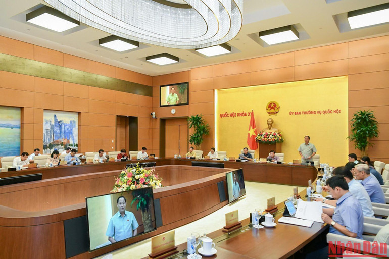 Quang cảnh phiên thảo luận chiều 22/9.