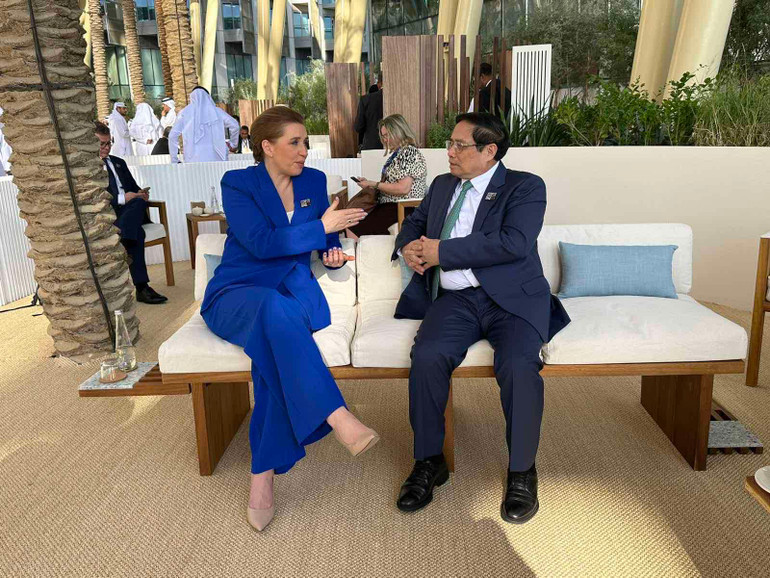 Thủ tướng Chính phủ Phạm Minh Chính gặp Thủ tướng Đan Mạch Mette Frederiksen.