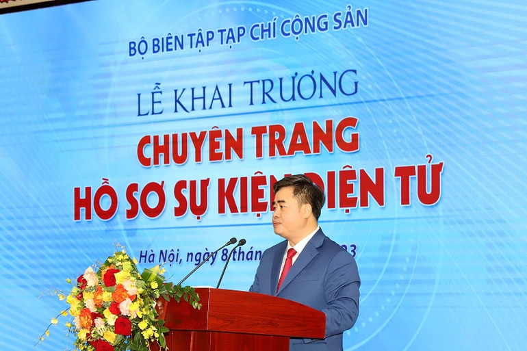 PGS,TS Phạm Minh Tuấn, Phó Tổng Biên tập phụ trách Tạp chí Cộng sản phát biểu tại Lễ khai trương.