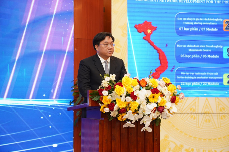 Thứ trưởng Kế hoạch và Đầu tư Trần Duy Đông phát biểu tại Lễ Tổng kết dự án.