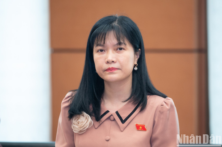 Đại biểu Quốc hội Tạ Thị Yên (đoàn Điện Biên), Phó Trưởng Ban Công tác đại biểu thuộc Ủy ban Thường vụ Quốc hội. (Ảnh: THỦY NGUYÊN)