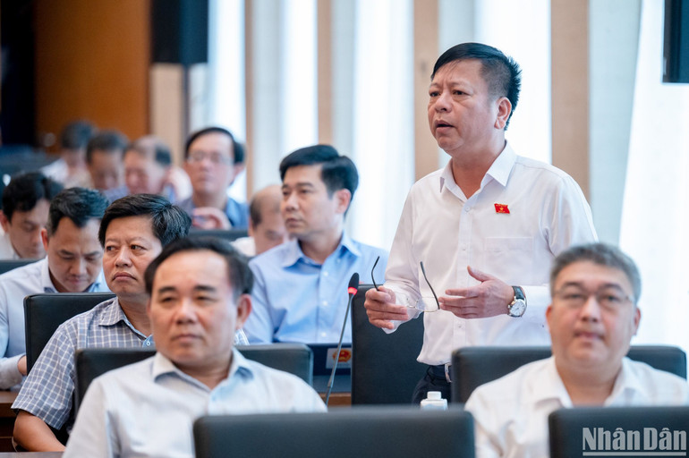 Đại biểu Nguyễn Trường Giang (đoàn Đắk Nông). (Ảnh: DUY LINH)