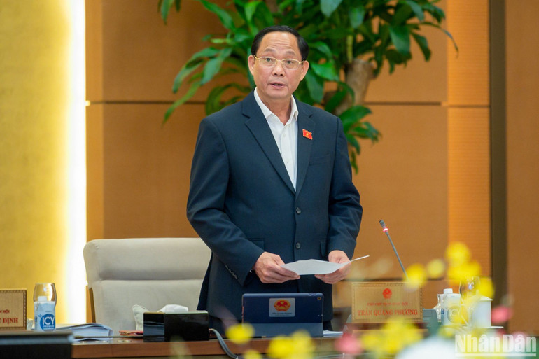 Phó Chủ tịch Quốc hội Trần Quang Phương điều hành nội dung thảo luận chiều 15/3. (Ảnh: DUY LINH) Phó Chủ tịch Quốc hội Trần Quang Phương điều hành nội dung thảo luận chiều 15/3. (Ảnh: DUY LINH)