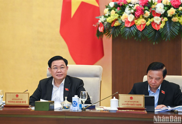 Chủ tịch Quốc hội Vương Đình Huệ đánh giá dự án Luật được chuẩn bị công phu, đã sửa đổi căn bản, khá toàn diện Luật Công chứng năm 2014. (Ảnh: DUY LINH)