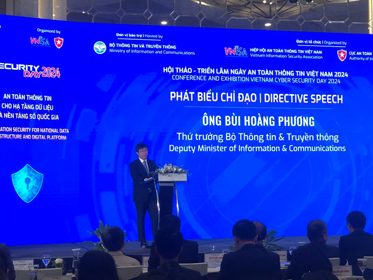 Thứ trưởng Thông tin và Truyền thông Bùi Hoàng Phương phát biểu chỉ đạo tại sự kiện. (Ảnh: V.T) Thứ trưởng Thông tin và Truyền thông Bùi Hoàng Phương phát biểu chỉ đạo tại sự kiện. (Ảnh: V.T)