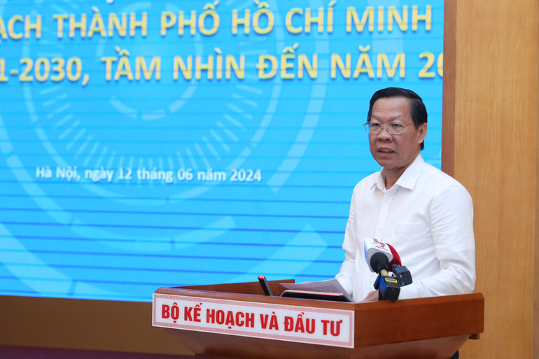 Chủ tịch UBND TP Hồ Chí Minh Phan Văn Mãi thông tin về quá trình chỉ đạo lập Quy hoạch TP Hồ Chí Minh thời kỳ 2021-2030, tầm nhìn đến năm 2050.