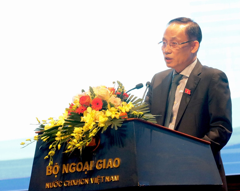 Đồng chí Lê Hoài Trung, Bí thư Trung ương Đảng, Trưởng Ban Đối ngoại Trung ương phát biểu về mục đích, ý nghĩa và giá trị xuất bản của cuốn sách.