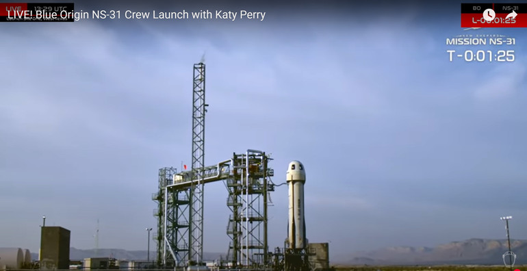 Tàu New Shepard của Origin sẵn sàng trước giờ phóng.