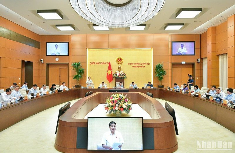 Quang cảnh phiên họp. (Ảnh: DUY LINH) Quang cảnh phiên họp. (Ảnh: DUY LINH)