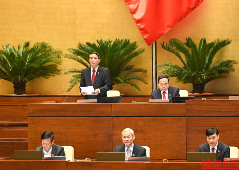 Phó Chủ tịch Quốc hội Nguyễn Đức Hải điều hành phiên thảo luận. (Ảnh: DUY LINH) Phó Chủ tịch Quốc hội Nguyễn Đức Hải điều hành phiên thảo luận. (Ảnh: DUY LINH)