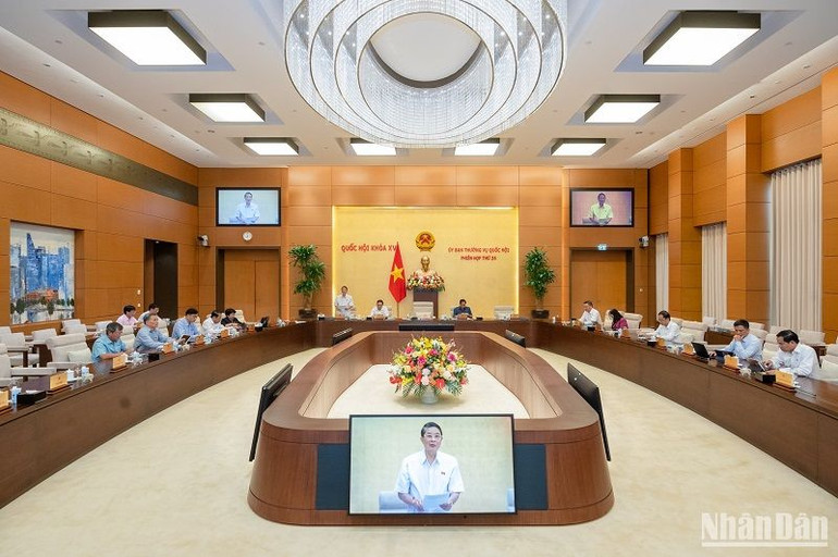 Quang cảnh phiên họp. (Ảnh: DUY LINH) Quang cảnh phiên họp. (Ảnh: DUY LINH)