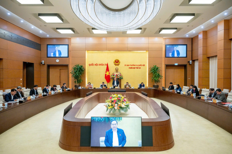 Quang cảnh phiên họp chiều 11/12. (Ảnh: DUY LINH) Quang cảnh phiên họp chiều 11/12. (Ảnh: DUY LINH)