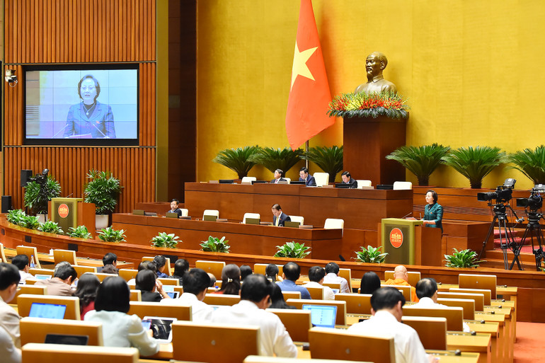 Toàn cảnh phiên họp chiều 10/11. (Ảnh: THỦY NGUYÊN) Toàn cảnh phiên họp chiều 10/11. (Ảnh: THỦY NGUYÊN)