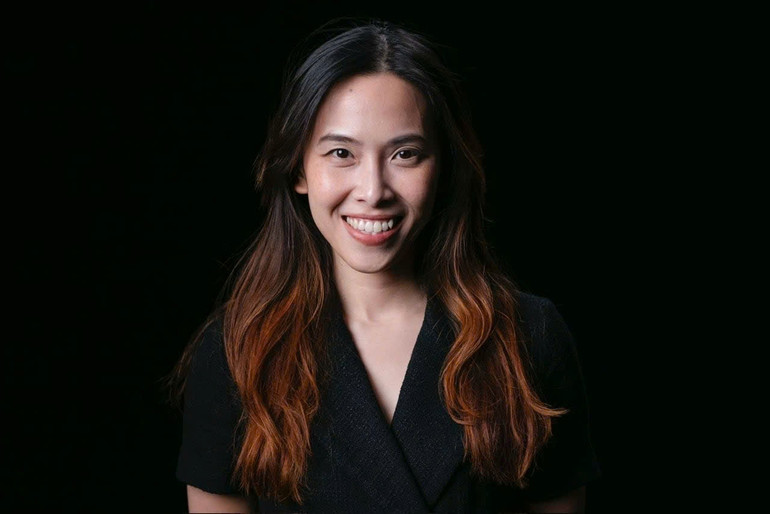 Phạm Hồng Linh - bằng lòng tận tụy, trí tuệ, và bản lĩnh Việt - đã chứng minh: Người Việt Nam không chỉ chinh phục thế giới bằng tài năng, mà còn bằng tình người.