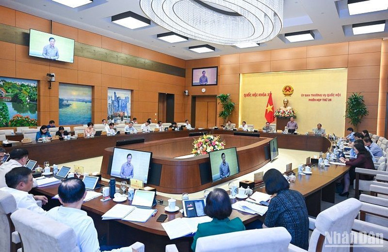 Quang cảnh phiên họp.(Ảnh: DUY LINH) Quang cảnh phiên họp.(Ảnh: DUY LINH)