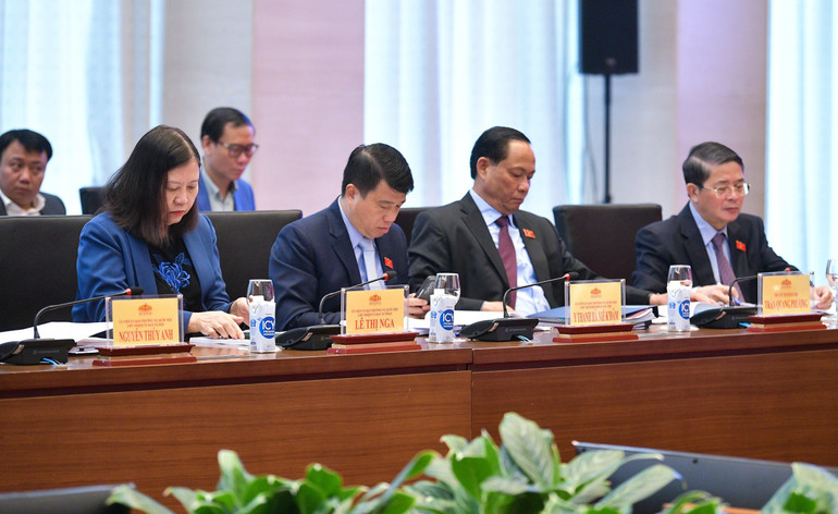 Các đại biểu dự Hội nghị.