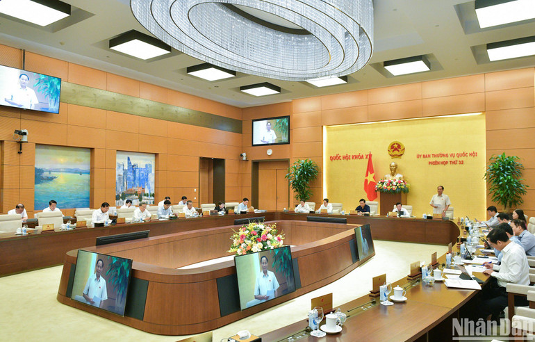 Quang cảnh phiên họp. (Ảnh: DUY LINH)