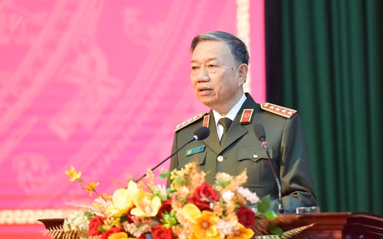 Đại tướng Tô Lâm, Ủy viên Bộ Chính trị, Bộ trưởng Công an được Trung ương thống nhất rất cao giới thiệu để Quốc hội khóa XV bầu giữ chức Chủ tịch nước. (Ảnh: TTXVN)