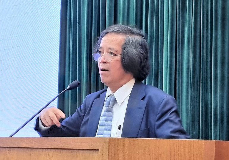 Giáo sư Trần Văn Thọ phát biểu về vai trò của Nhật Bản trong phát triển kinh tế của Việt Nam trong buổi tọa đàm mới đây tại Học viện Chính trị quốc gia Hồ Chí Minh. (Ảnh: JICA)