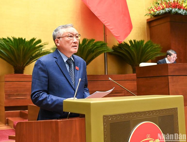 Chánh án Tòa án nhân dân tối cao Nguyễn Hòa Bình cho biết, trên cơ sở thực hiện quyết liệt, đồng bộ, hiệu quả các giải pháp toàn diện, công tác của các tòa án đã có nhiều chuyển biến tích cực. (Ảnh: DUY LINH)