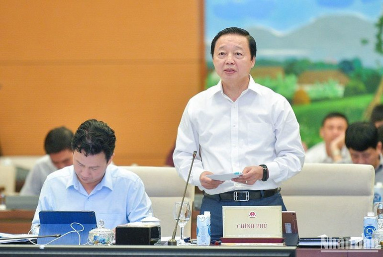 Phó Thủ tướng Trần Hồng Hà phát biểu ý kiến tại phiên họp. (Ảnh: DUY LINH) Phó Thủ tướng Trần Hồng Hà phát biểu ý kiến tại phiên họp. (Ảnh: DUY LINH)