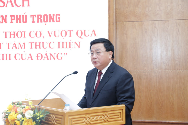 Giám đốc Học viện Chính trị quốc gia Hồ Chí Minh Nguyễn Xuân Thắng nhấn mạnh ý nghĩa đặc biệt to lớn của cuốn sách.