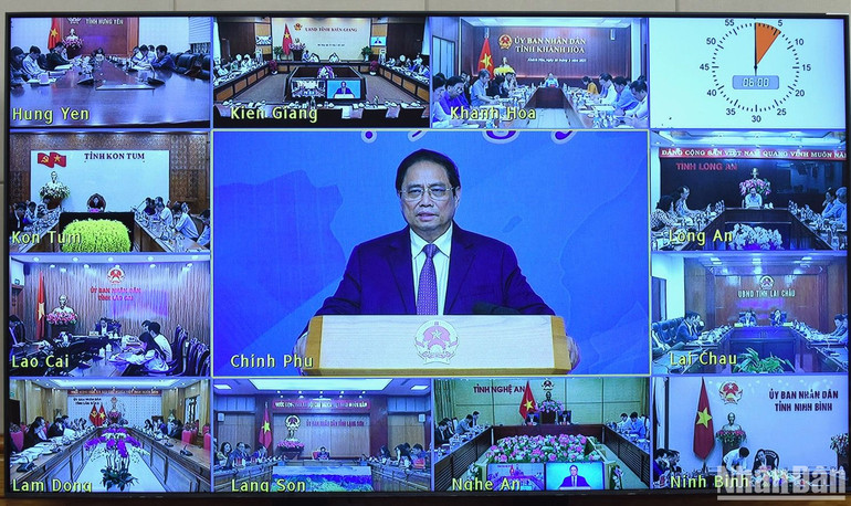 Hội nghị diễn ra dưới hình thức trực tiếp và trực tuyến. (Ảnh: TRẦN HẢI)