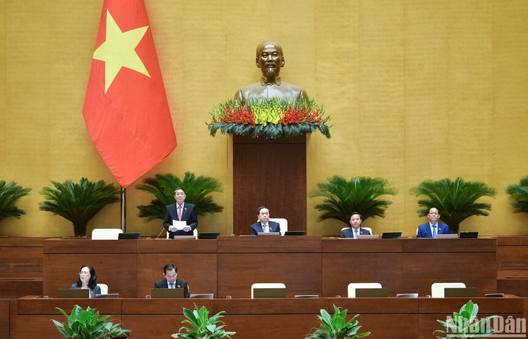 Phó Chủ tịch Quốc hội Nguyễn Đức Hải điều hành nội dung thảo luận. (Ảnh: DUY LINH)