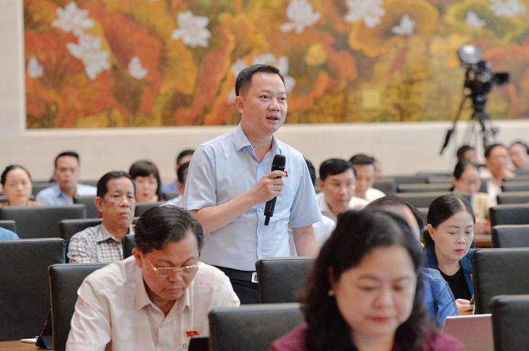 Đại biểu Trịnh Xuân An (đoàn Đồng Nai). Đại biểu Trịnh Xuân An (đoàn Đồng Nai).