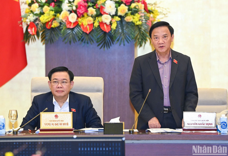 Phó Chủ tịch Quốc hội Nguyễn Khắc Định phát biểu ý kiến. (Ảnh: DUY LINH)