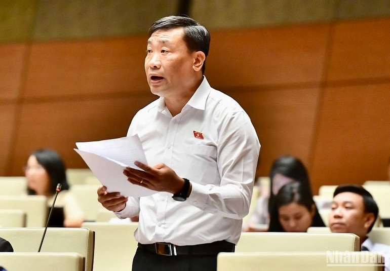 Đại biểu Thạch Phước Bình tham gia ý kiến thảo luận. (Ảnh: ĐĂNG KHOA)