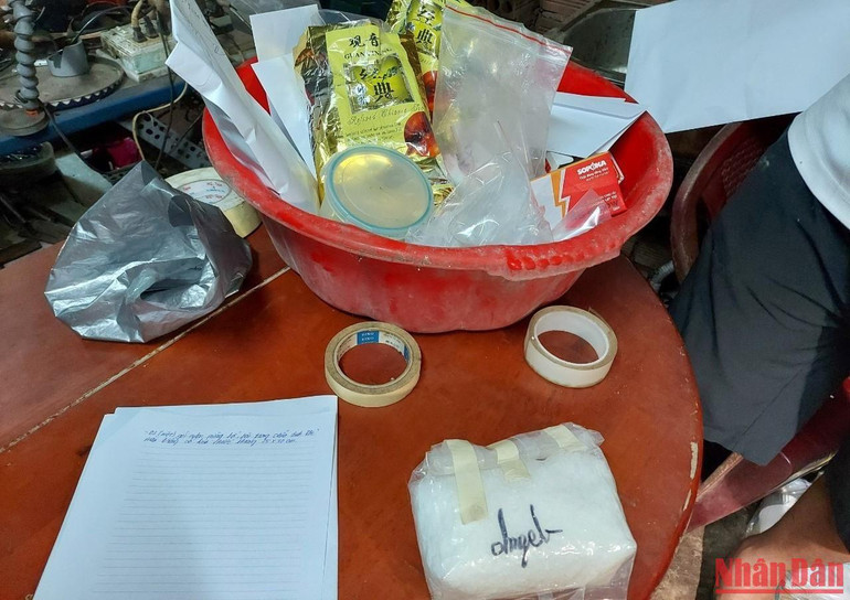 Ma túy tại nhà của Trương Minh Thế. Ma túy tại nhà của Trương Minh Thế.
