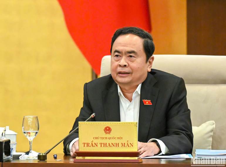 Chủ tịch Quốc hội Trần Thanh Mẫn phát biểu tại phiên họp. (Ảnh: DUY LINH) Chủ tịch Quốc hội Trần Thanh Mẫn phát biểu tại phiên họp. (Ảnh: DUY LINH)