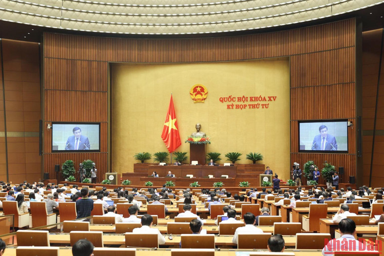 Quang cảnh phiên họp Quốc hội sáng 7/11. (Ảnh: DUY LINH)