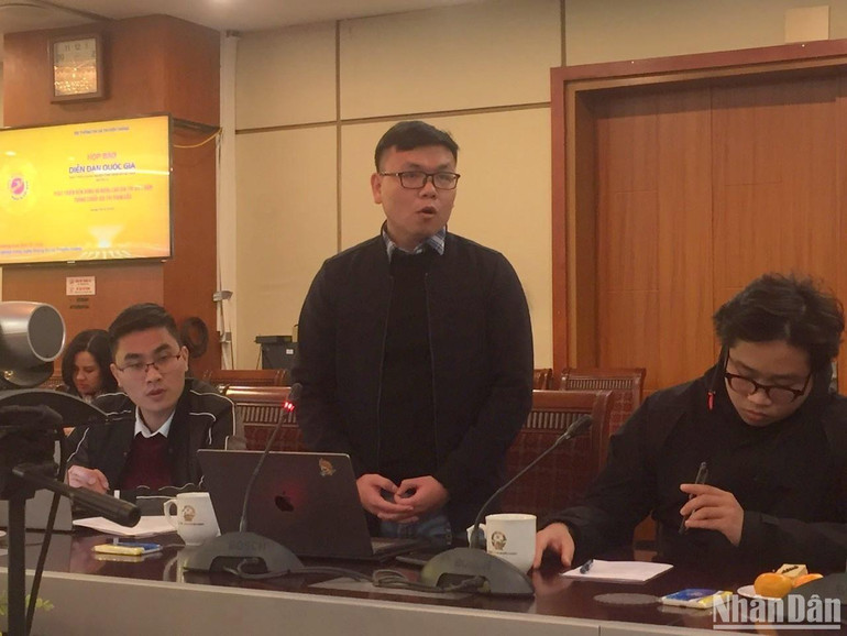 Ông Trần Minh Tuấn, Giám đốc Công ty Cổ phần Khoa học dữ liệu (METRIC) phát biểu tại buổi họp báo.