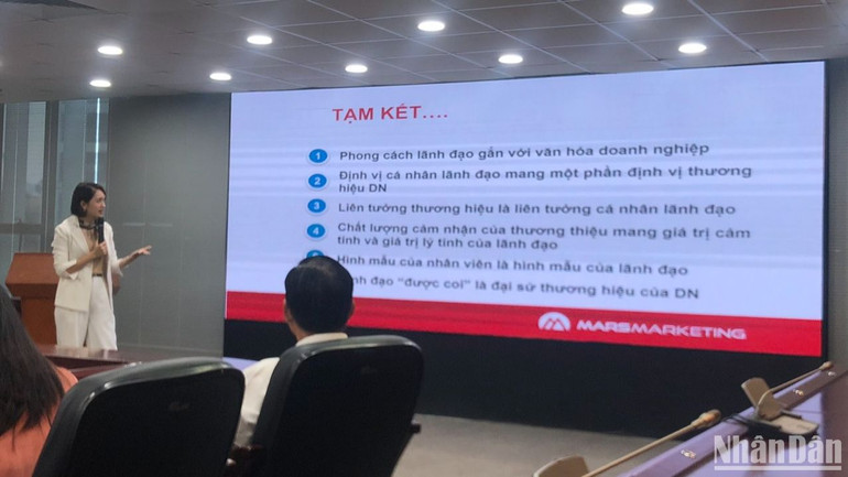 TS Đào Cẩm Thủy, Chủ nhiệm Bộ môn Marketing, Viện Quản trị Kinh doanh, Trường Đại học Kinh tế, Đại học Quốc Gia Hà Nội. (Ảnh: VĂN TOẢN)