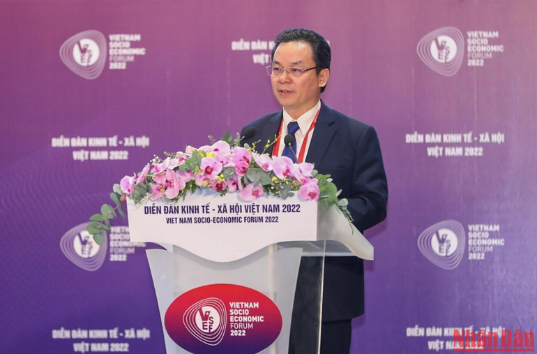 Giáo sư, Tiến sĩ Hoàng Văn Cường cho rằng cơ chế giá đất cho phát triển bất động sản phải xác định phù hợp với giá trị thị trường của đất đai.