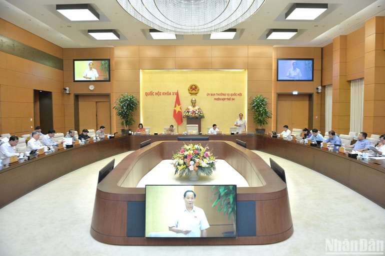 Quang cảnh phiên họp. (Ảnh: DUY LINH) Quang cảnh phiên họp. (Ảnh: DUY LINH)