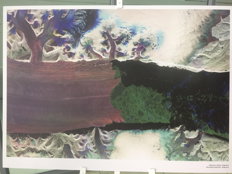 Sông băng Petermann ở Greenland.