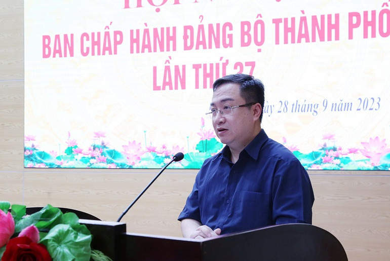 Phó Bí thư Tỉnh ủy Quảng Ninh Đặng Xuân Phương phát biểu chỉ đạo hội nghị.