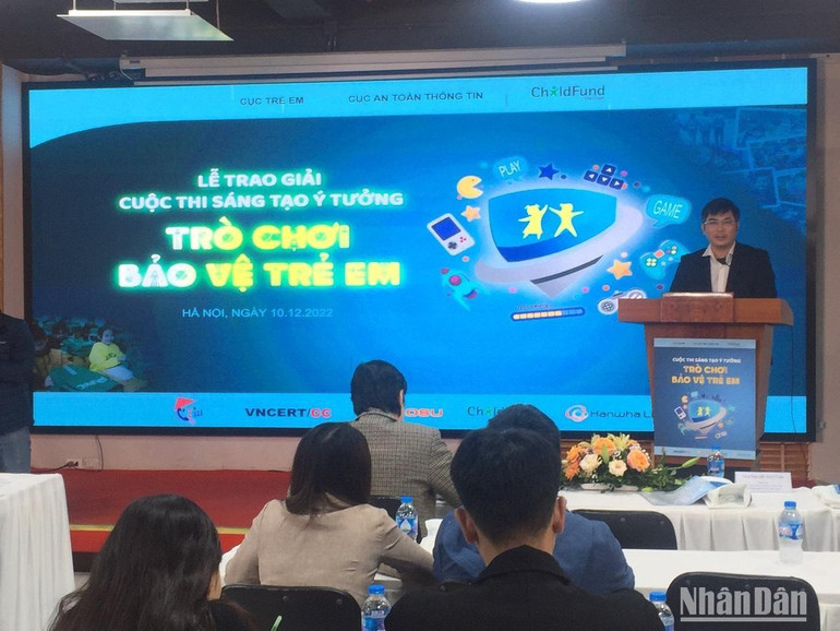 Ông Nguyễn Đức Tuân, Giám đốc Trung tâm Ứng cứu khẩn cấp không gian mạng Việt Nam (VNCERT/CC) phát biểu tại buổi lễ.